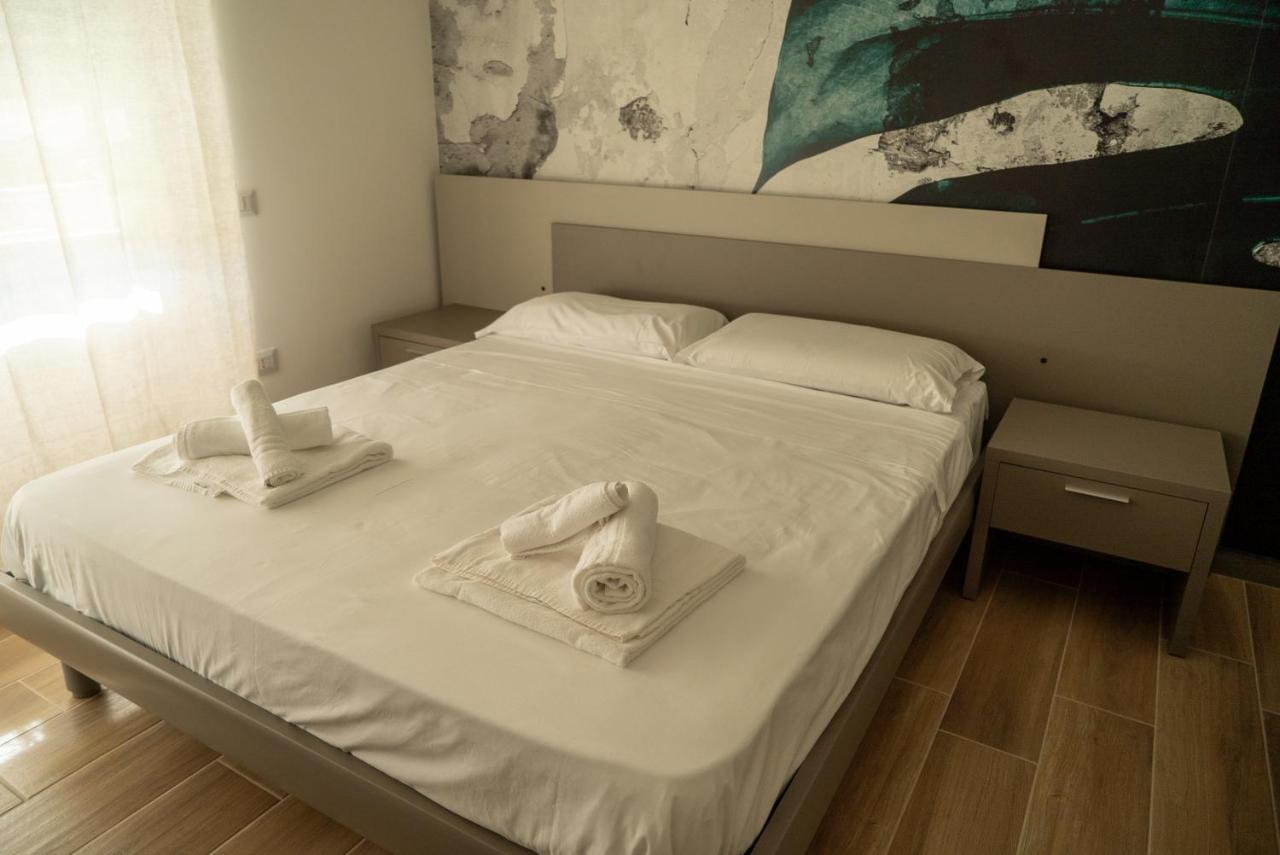 Salerno Center Suites Bagian luar foto