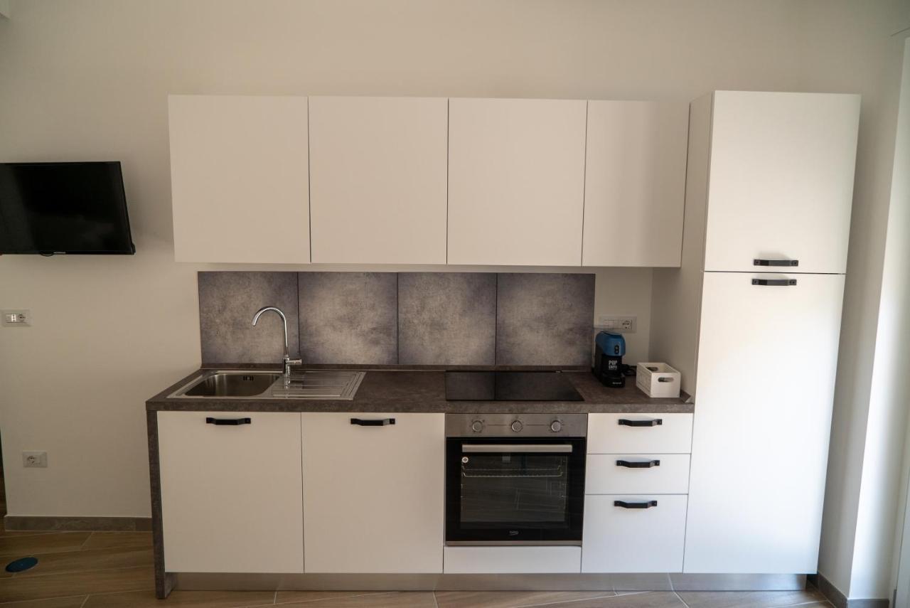 Salerno Center Suites Bagian luar foto