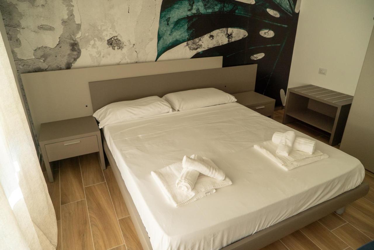 Salerno Center Suites Bagian luar foto